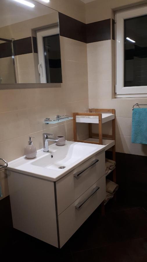 Agata Apartments نوفاليا المظهر الخارجي الصورة