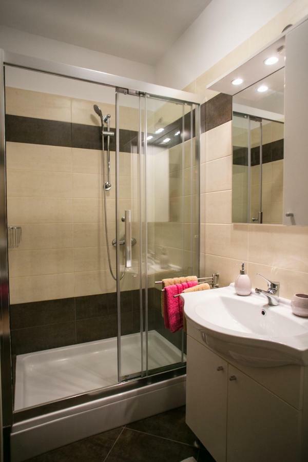 Agata Apartments نوفاليا المظهر الخارجي الصورة