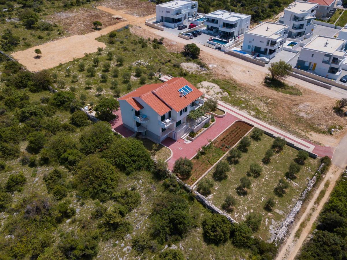 Agata Apartments نوفاليا المظهر الخارجي الصورة